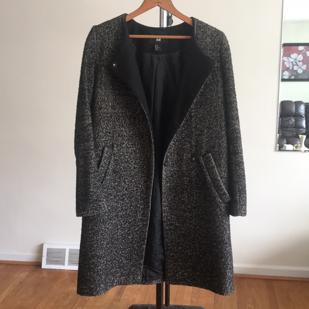 H&M Black Textured Coat